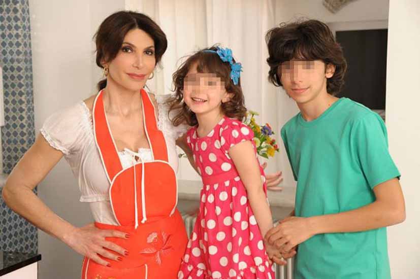 Chi E La Figlia Di Carmen Di Pietro